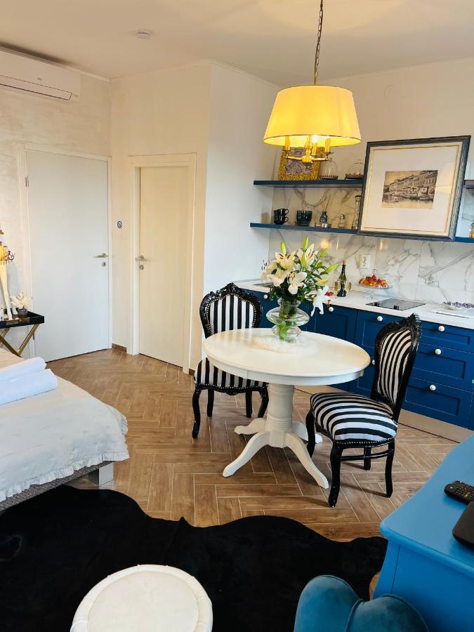 La Dolce Vita Luxury Apartments With Best Free Private Parking In City Center Πούλα Εξωτερικό φωτογραφία