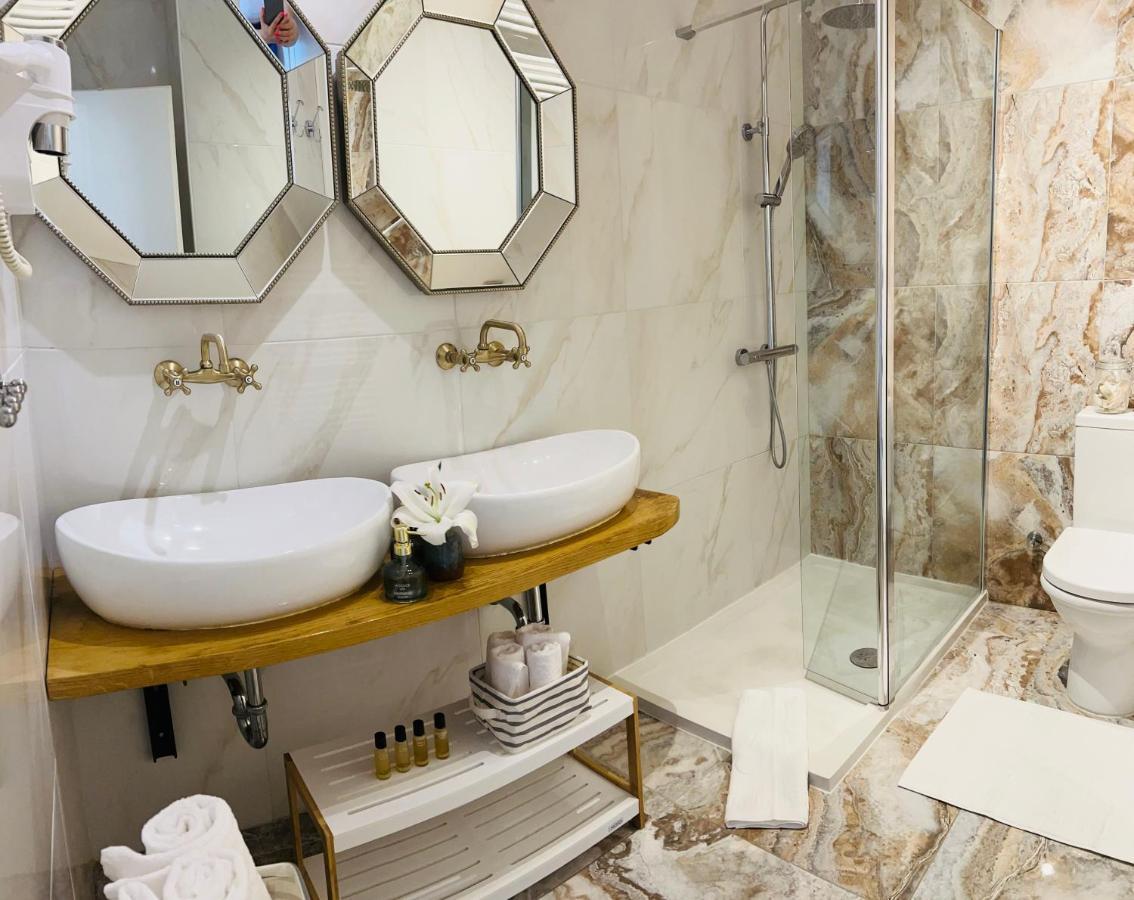 La Dolce Vita Luxury Apartments With Best Free Private Parking In City Center Πούλα Εξωτερικό φωτογραφία
