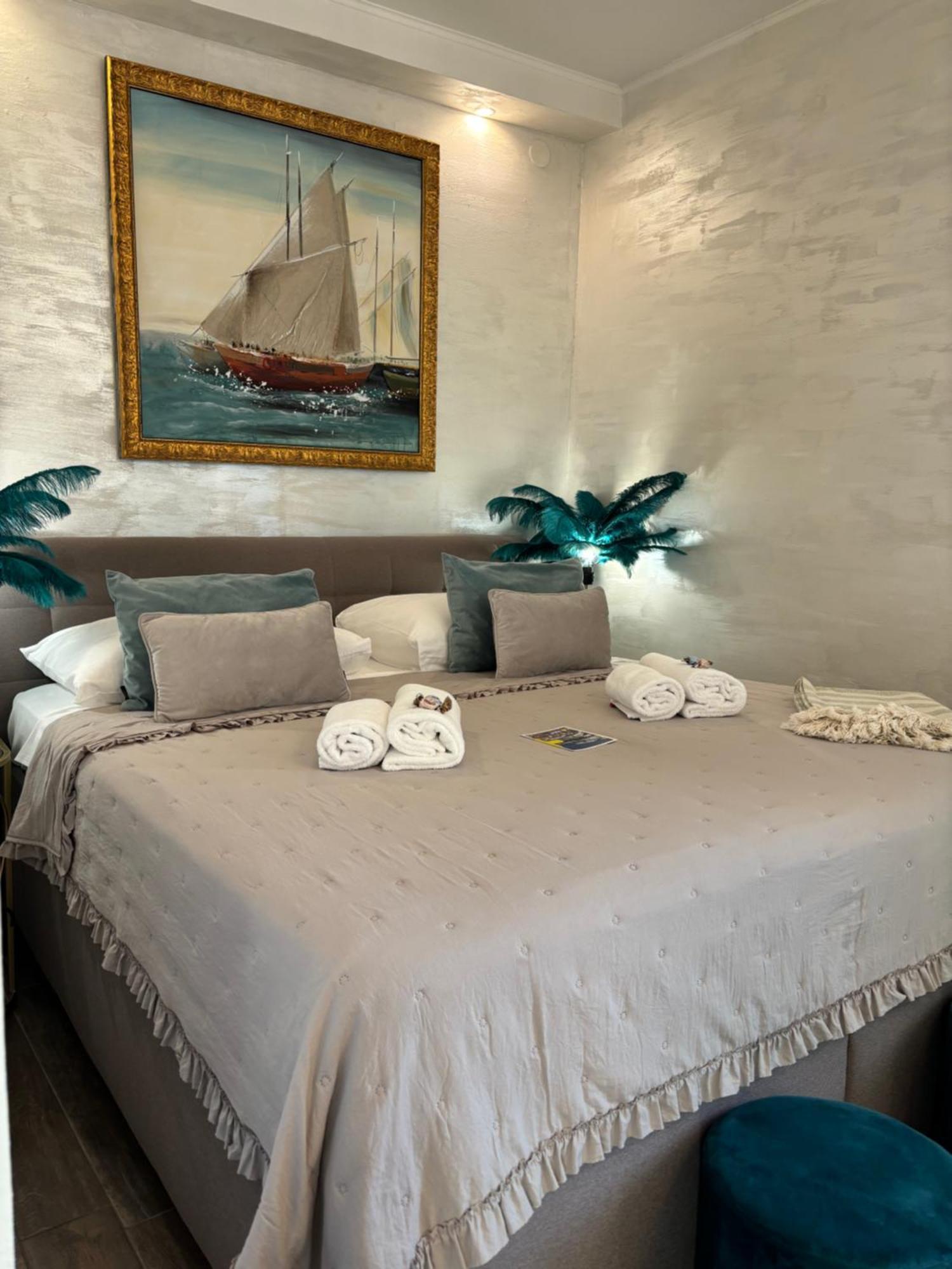 La Dolce Vita Luxury Apartments With Best Free Private Parking In City Center Πούλα Εξωτερικό φωτογραφία