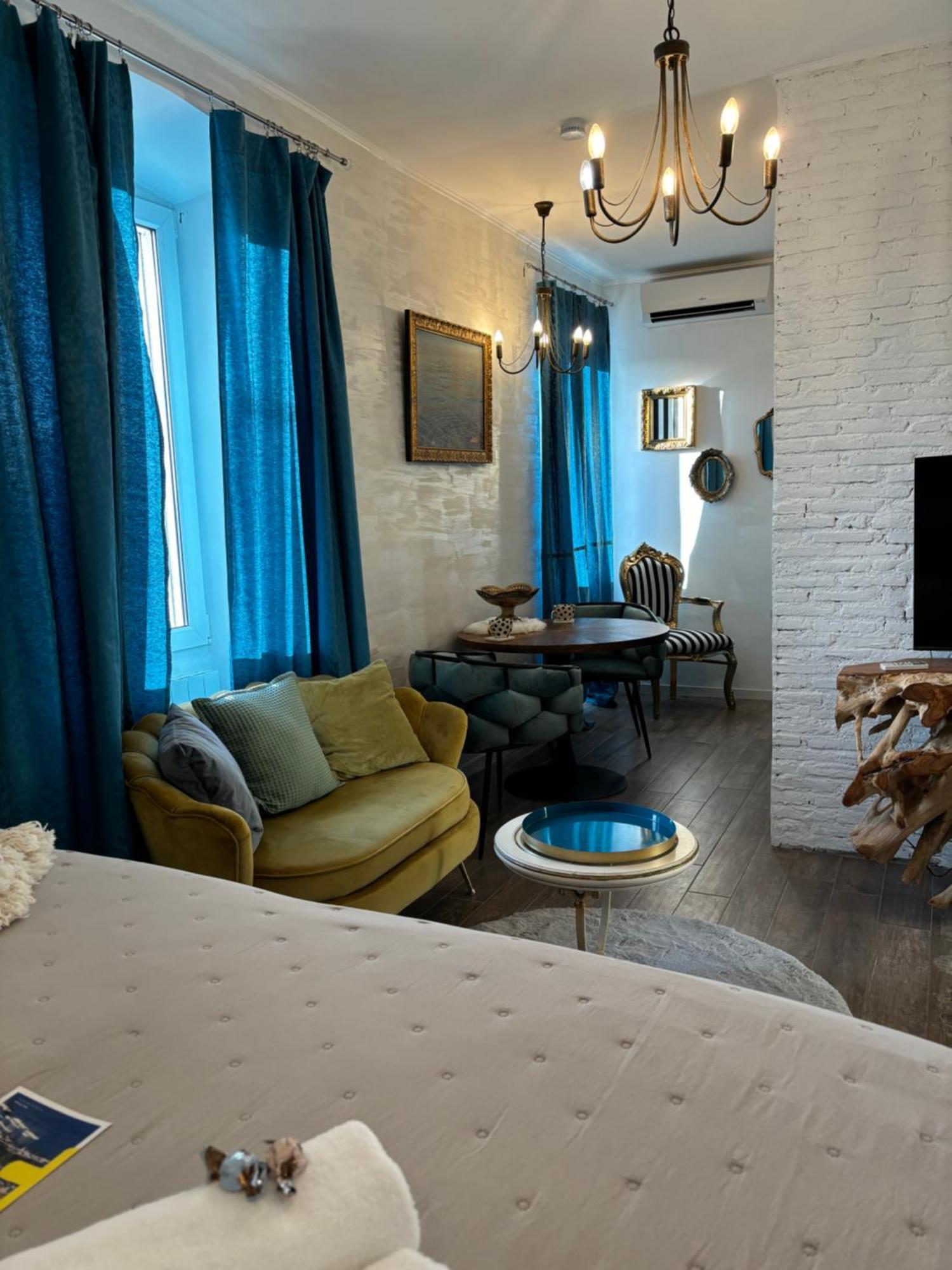 La Dolce Vita Luxury Apartments With Best Free Private Parking In City Center Πούλα Εξωτερικό φωτογραφία